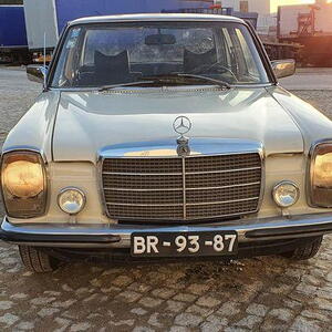 Mercedes-Benz 115 manuál