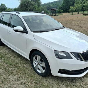 Škoda Octavia kombi 1,6 tdi manuál