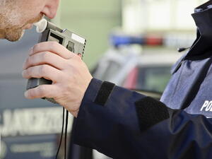 Alkoholtester: Jakým způsobem policie zjišťuje přítomnost alkoholu v krvi?
