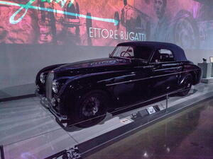 Bugatti: Příběh značky, která se znovu narodila