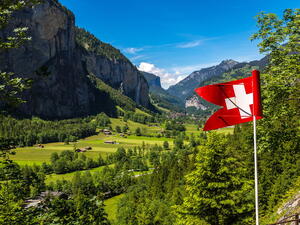 Dálniční známka do Švýcarska 2024: Informace o aktuálních cenách
