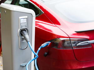 Elektromobily: kapacita baterie je vždy vyšší než využitelná