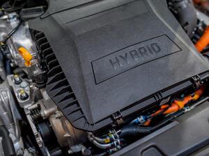Jak jezdit s hybridem a mild hybridem