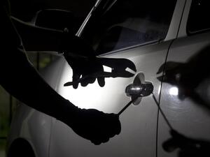 Jak poznat kradené auto