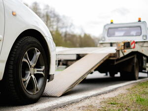 Jak využít asistenční službu, když se porouchá auto