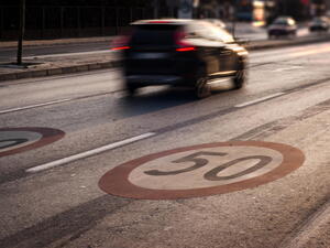 Jaké dopravní předpisy v zahraničí platí v roce 2025