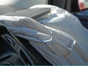 Kde jsou senzory airbagu v autě?