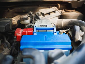 Legování desek autobateriíLegování desek autobaterií