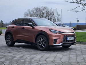 Lexus LBX - první jízdní dojmy
