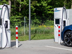 Nabíjení baterie elektromobilu – se děje uvnitř?