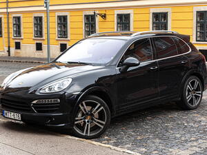 Porsche Cayenne jako ojetina