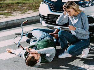 První pomoc při autonehodě