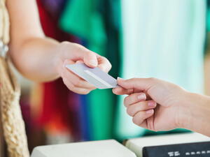 Revolut karta a jak s ní ušetřit na dovolené