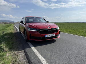 Škoda Superb – spotřeba dieselu a benzínu už se moc neliší