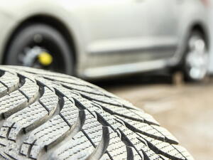 Škodu na letních pneumatikách můžete zaplatit z vlastního