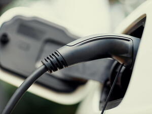 Spalovací motory už Nory příliš nezajímají 