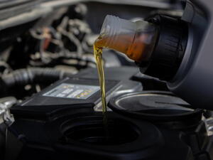 Suchá kliková skříň motoru a její využití v praxi