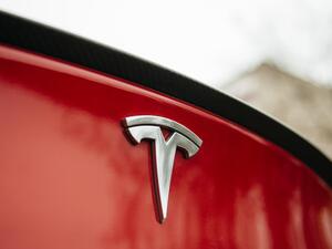 Tesla a její Gigafactory