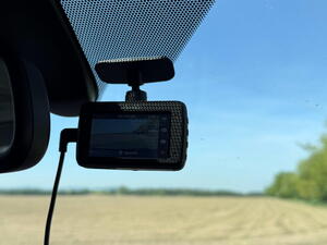Test: Autokamera Mio MiVue 803