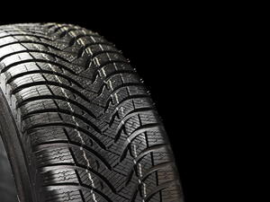 Test letních pneu 215/40 R18