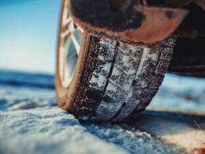 Tyre Reviews: Test zimních pneumatik v rozměru 225/45 R17 2023