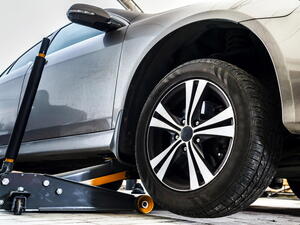 Výběr celoročních pneumatik v rozměru 205/55 R16