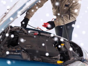 Vybití autobaterie v zimě lze jednoduše předejít
