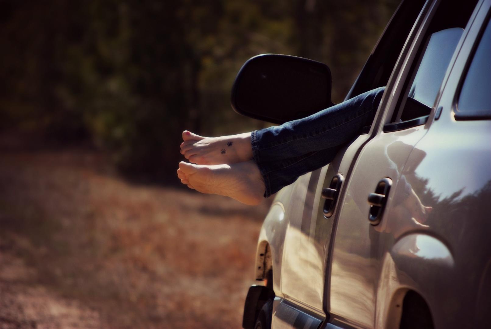 Auto bez klimatizace - jak přežít v létě cestu?