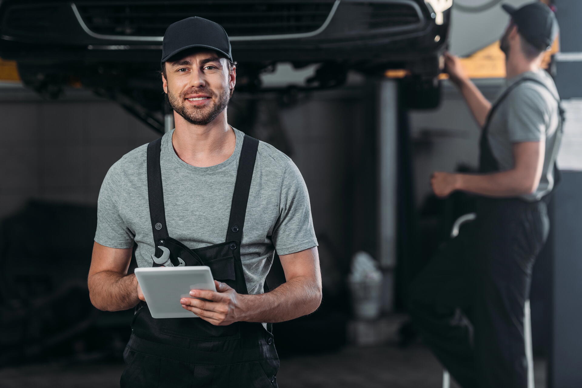 Automechanik si může vydělat až 120 000 Kč! Co musí umět?