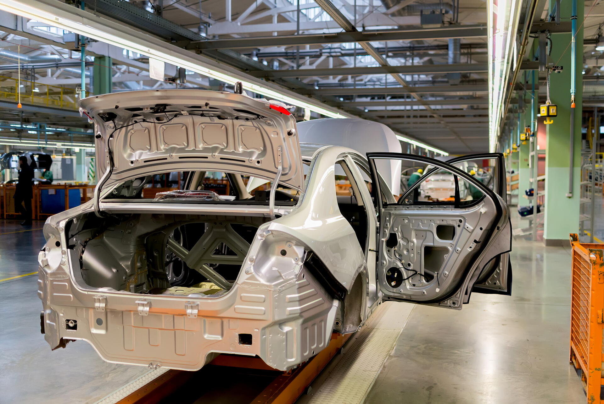 Automobilovému průmyslu v Česku hrozí útlum