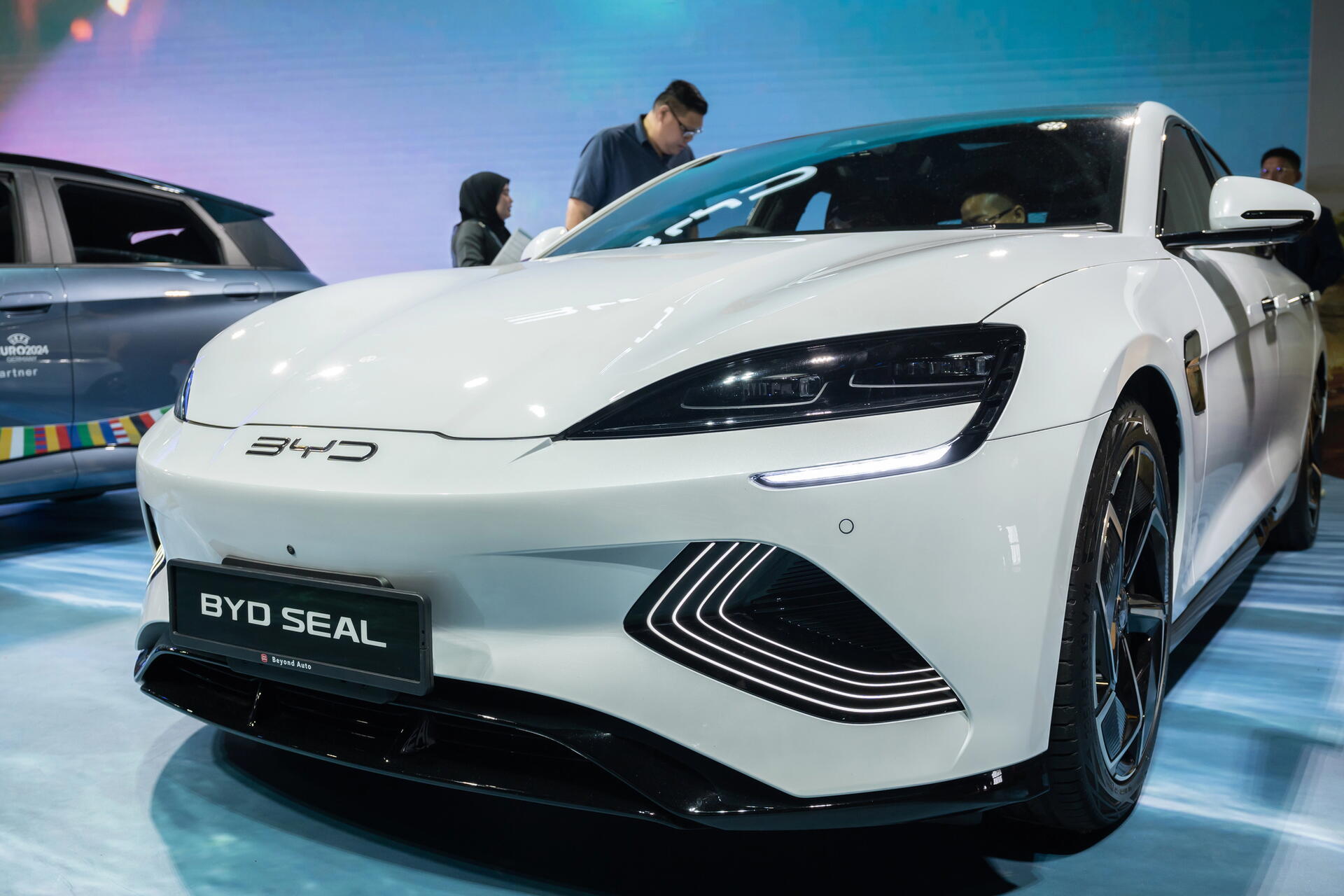 BYD míří na český trh. Změní názor na čínská auta?