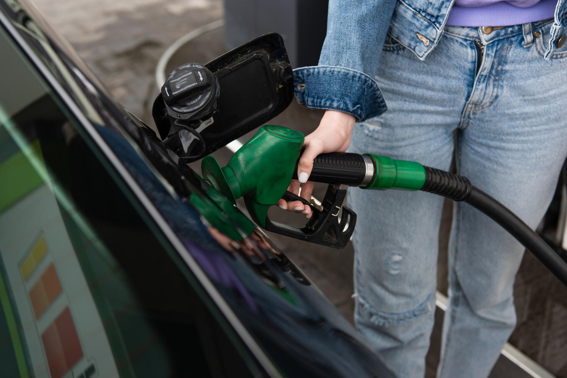 Cena benzínu a nafty v Polsku