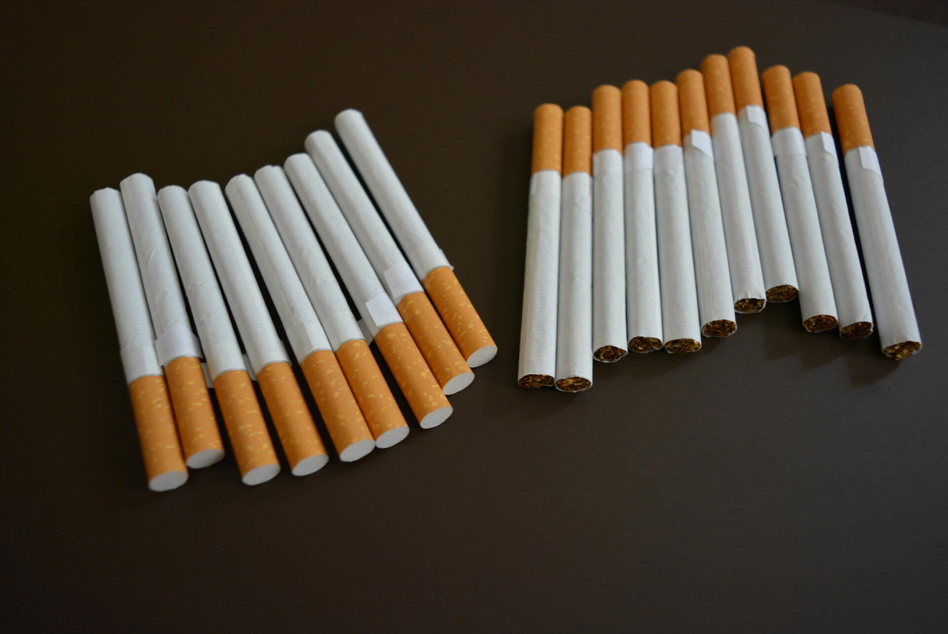 Ceny cigaret v Polsku a Itálii 2026: Kde nakoupíte levněji?