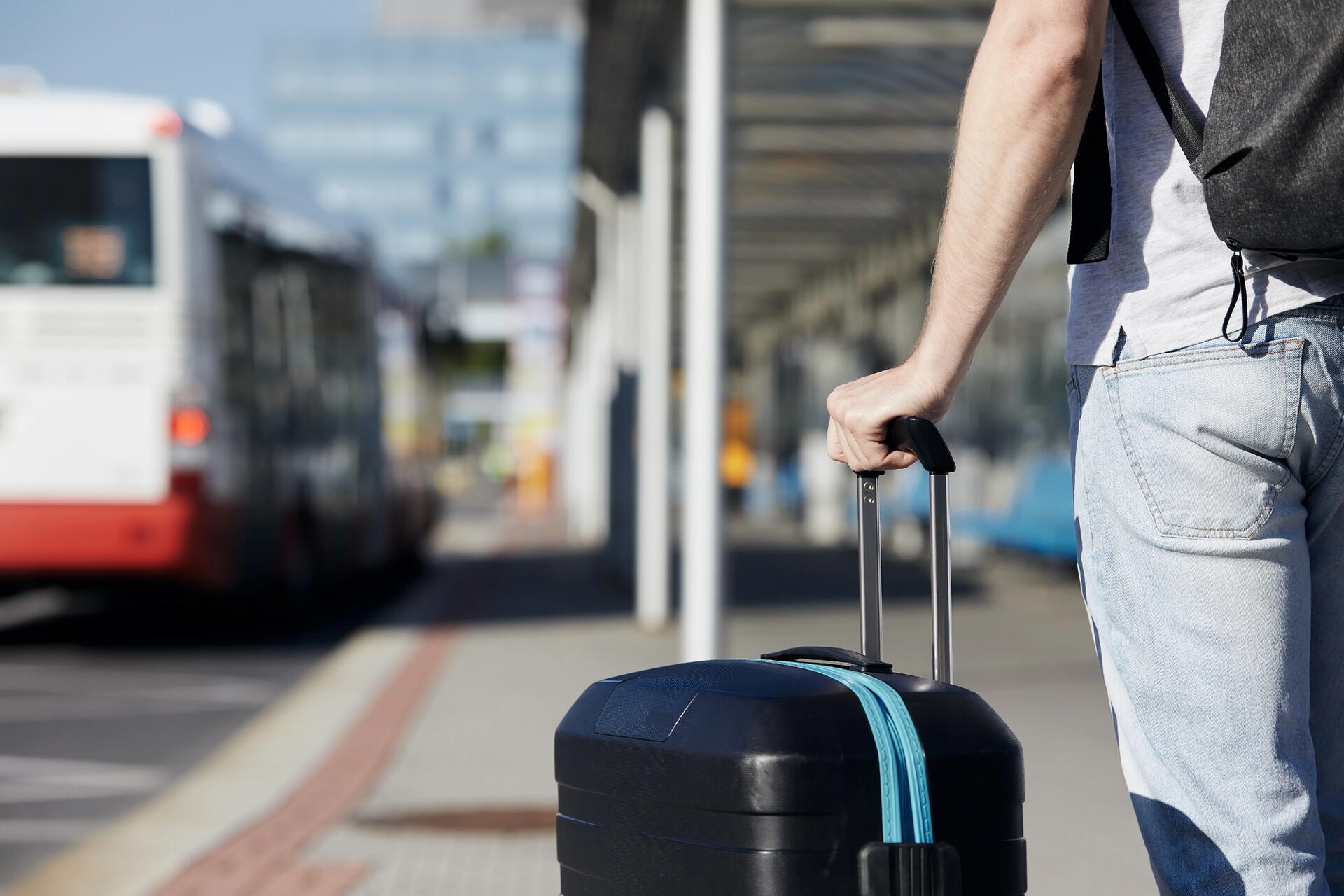 Cestujete na pražské letiště vlakem? Z hlavního nádraží se k terminálům jednoduše dostanete Airport Expressem