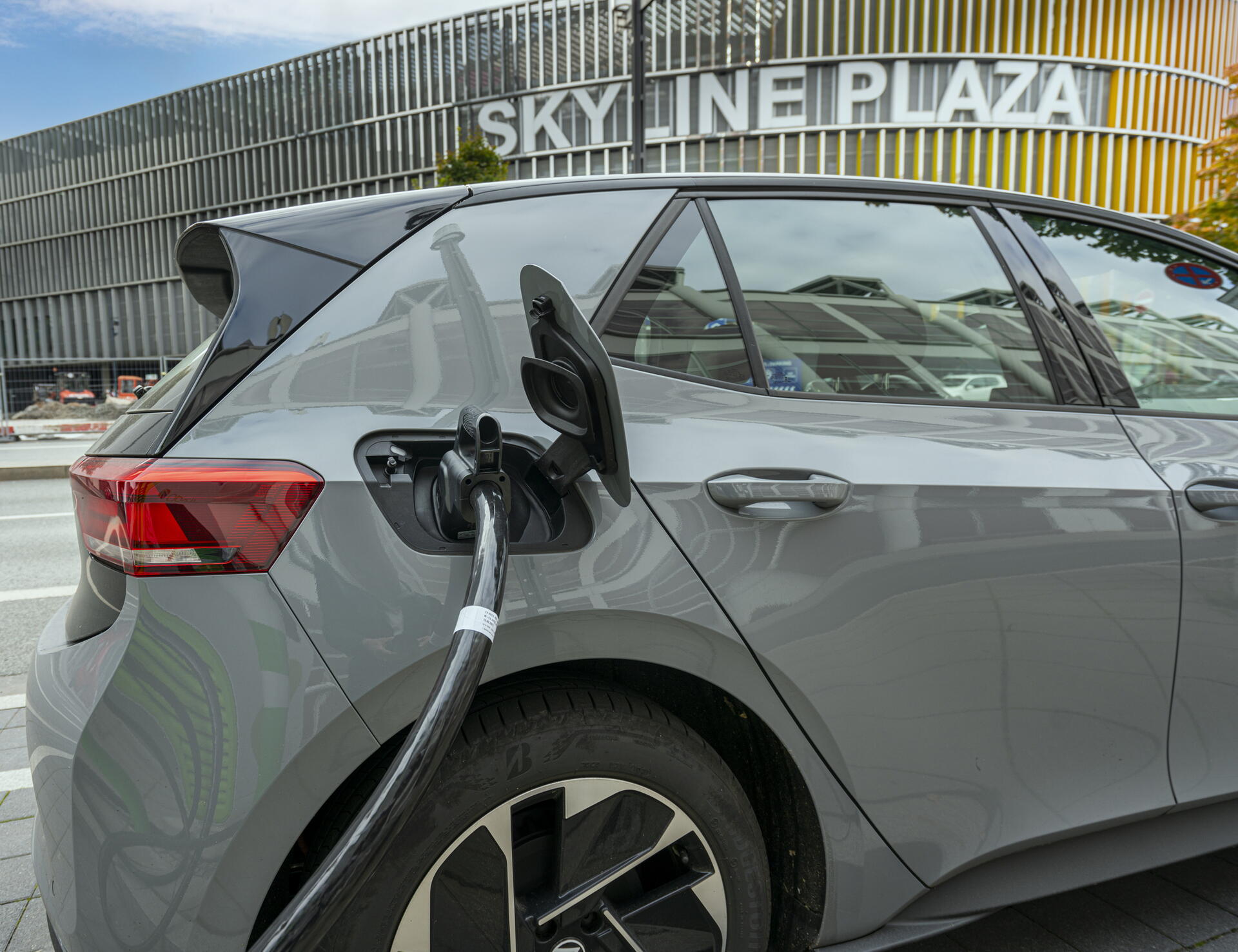 Elektromobily dojezd prodlužovat nepotřebují