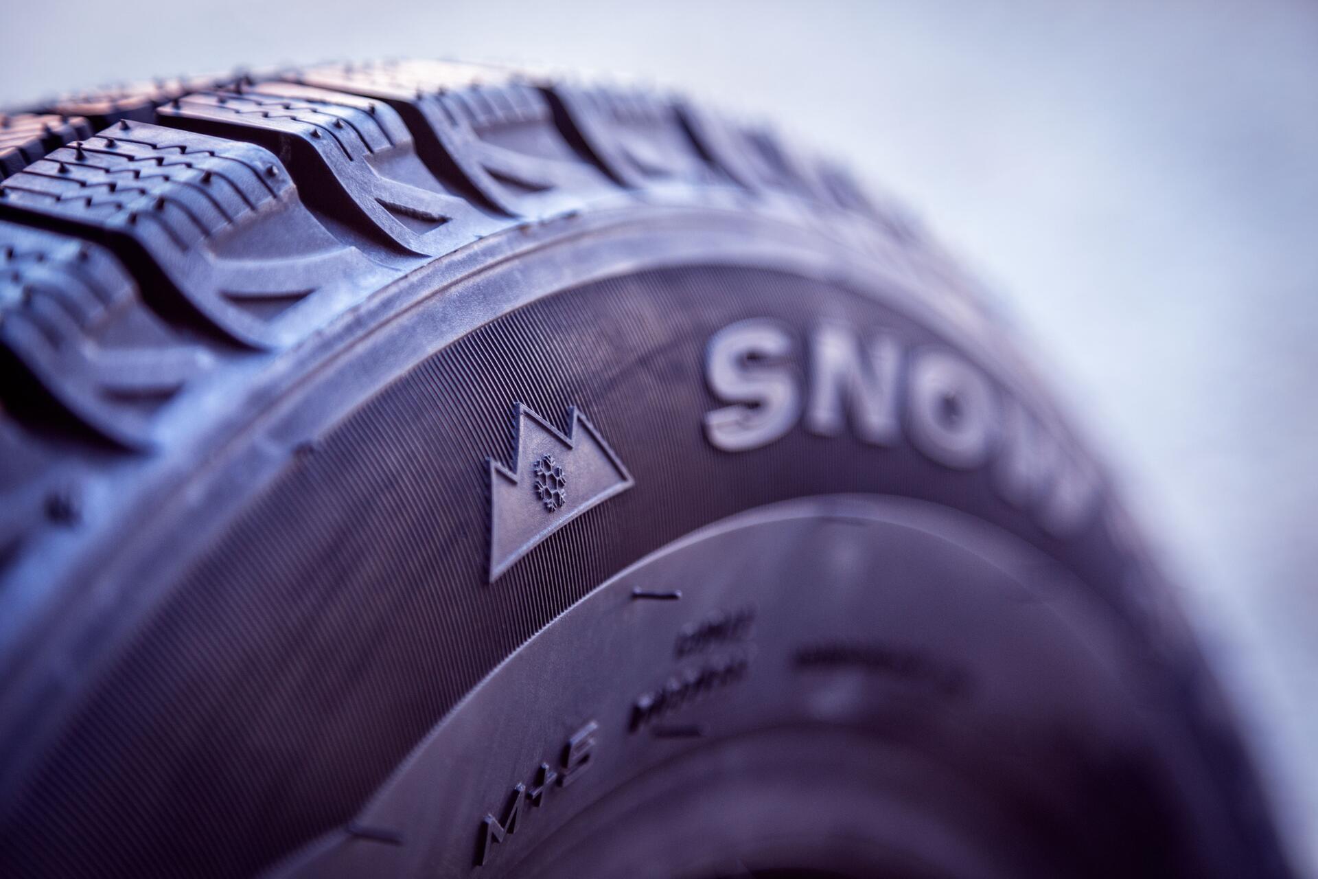 Hlučnost pneumatik: Příčiny a jak to napravit
