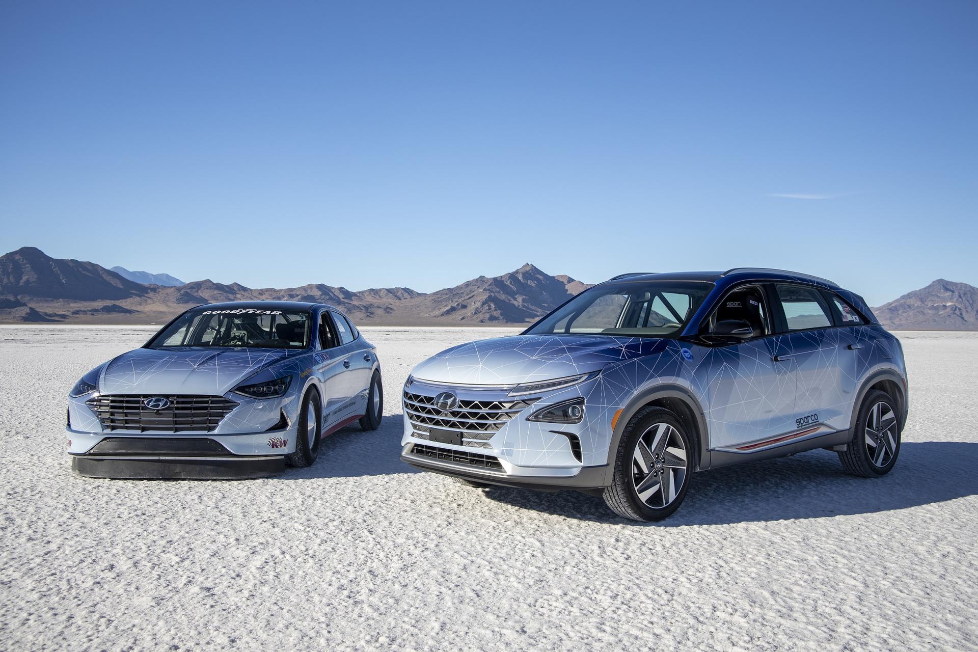 Hyundai NEXO a Sonata Hybrid dosáhly rychlostních rekordů