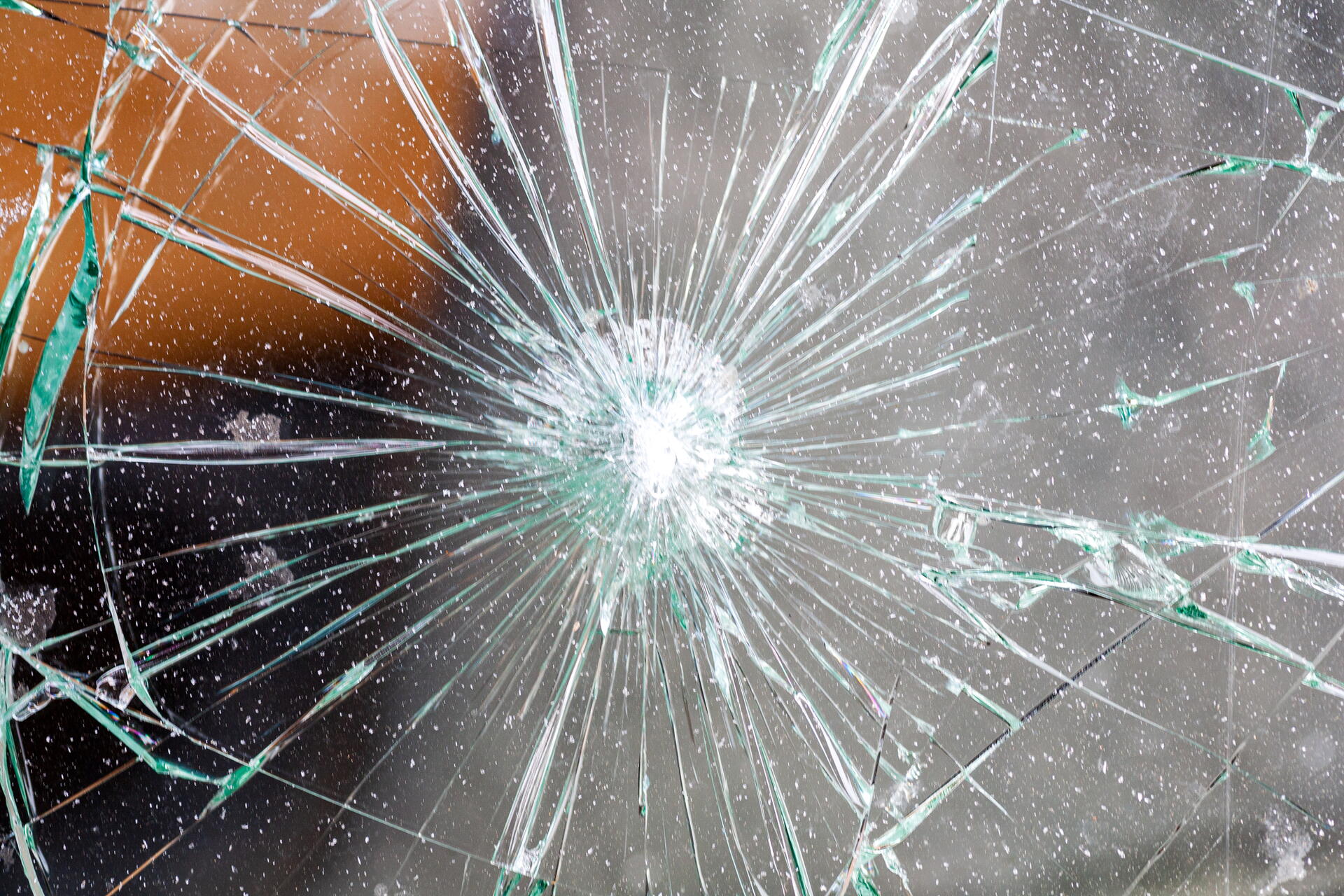 Jak na pojištění čelního skla, aby za vás pojišťovna škodu uhradila?