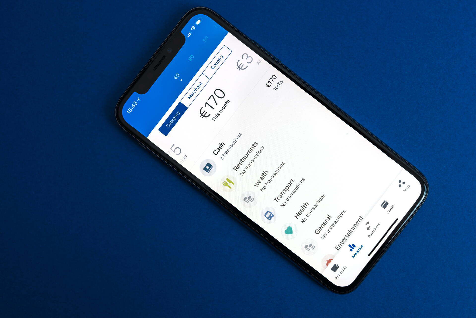 Jak ušetřit na dovolené? Vyzkoušejte Revolut