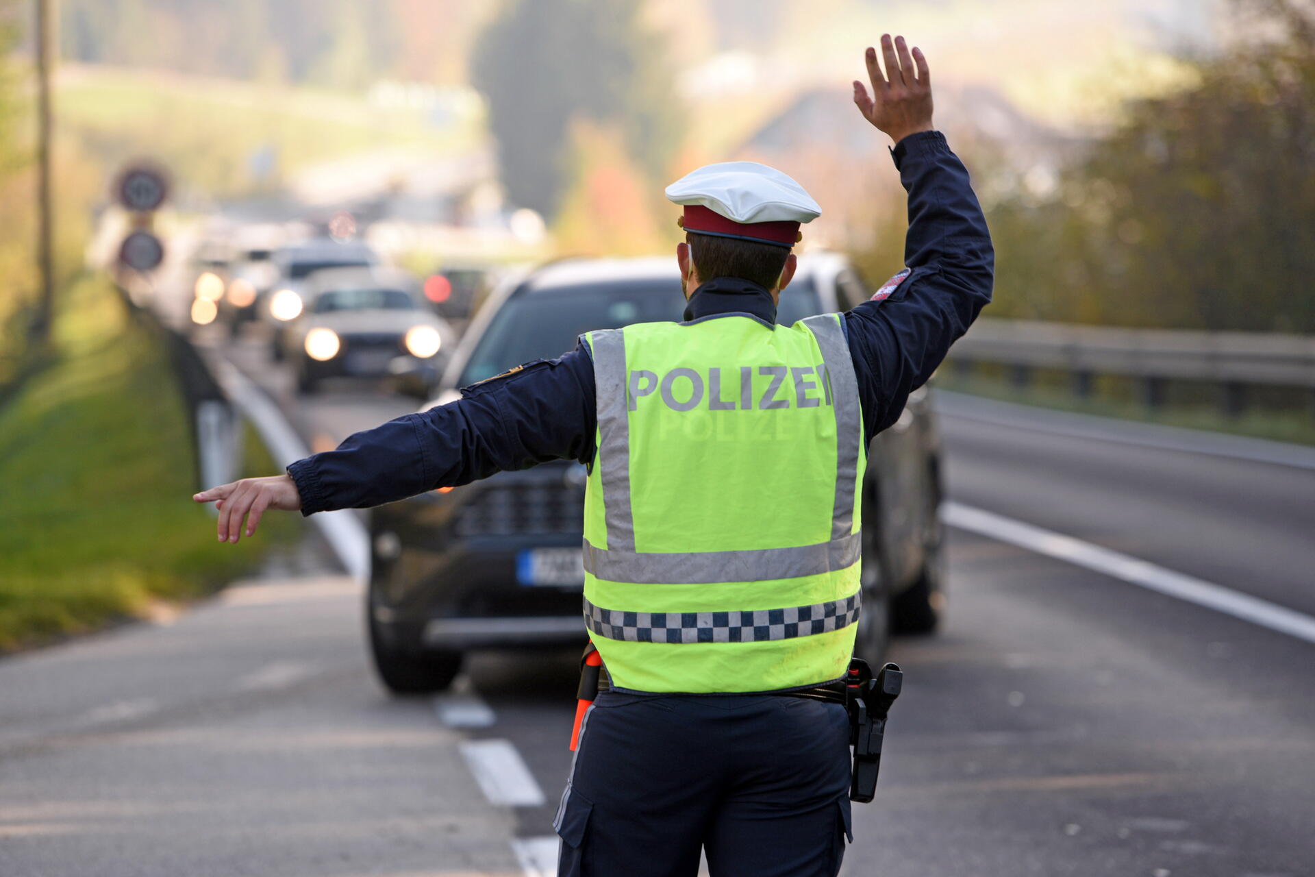 Jak vysoké pokuty vám hrozí při porušení dopravních předpisů v Rakousku?