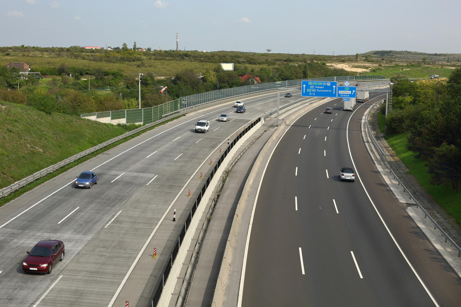 Maximální povolená rychlost 150 km/hod: Známe úsek, kde ji můžete otestovat