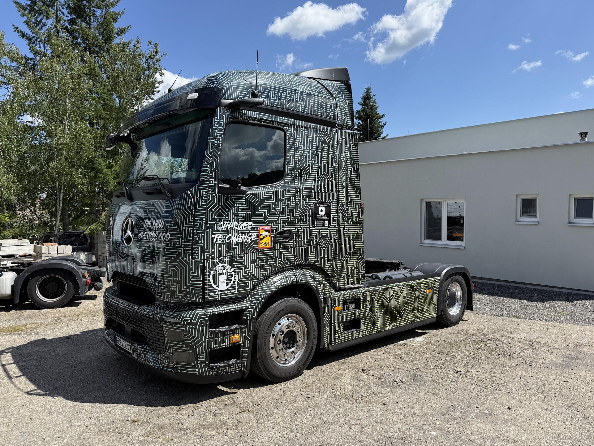 mercedes benz eactros600