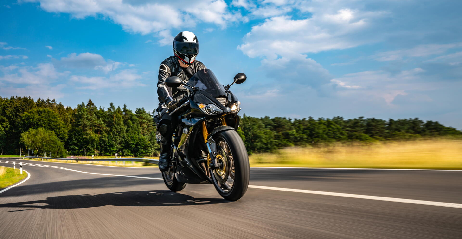 Moto pneu pro sezónu 2026