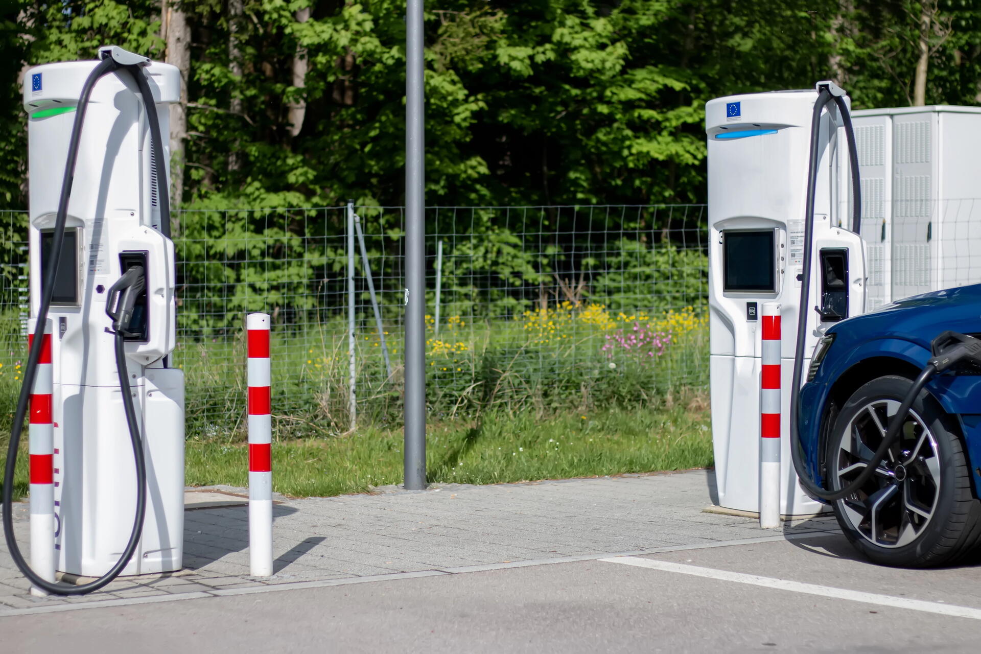 Nabíjení baterie elektromobilu – se děje uvnitř?