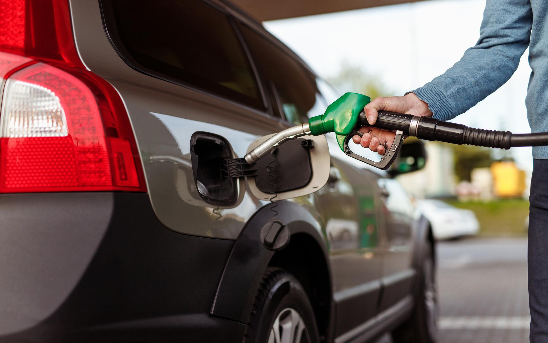 Natankování špatného paliva: Co si počíst?