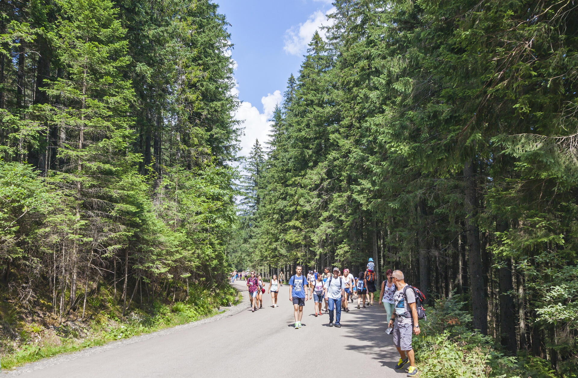 Nezodpovědný turista v Tatrách: Alkohol, žabky a účet přes 50 tisíc