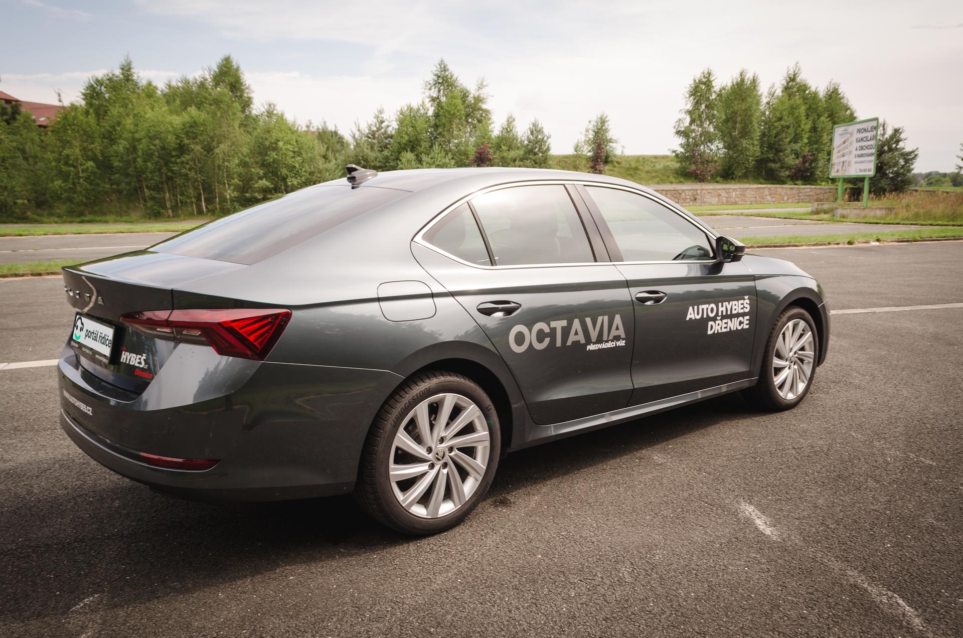 Octavia Liftback vs Octavia Combi