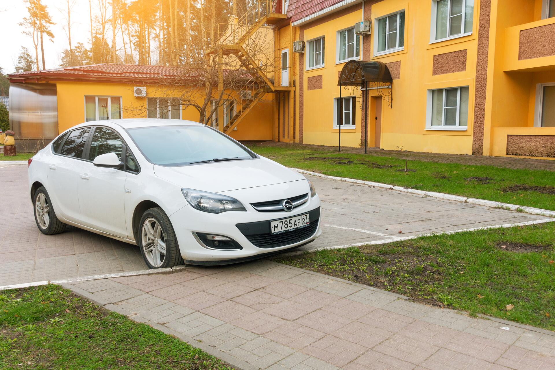 Opel Astra J (2009 - 2015)