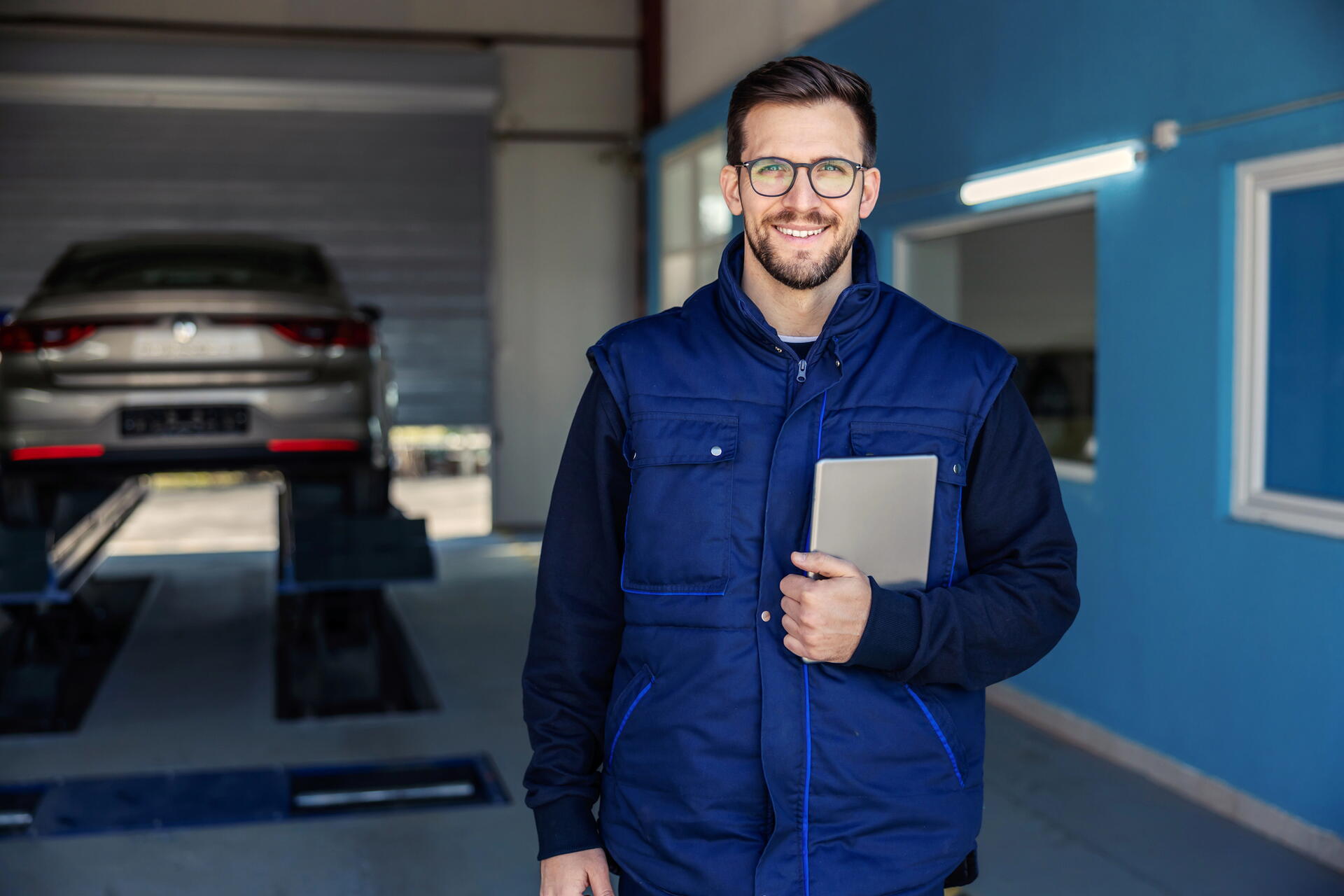Přísnější STK kontroly v roce 2025: Jak připravit auto, abyste prošli „na první dobrou“?