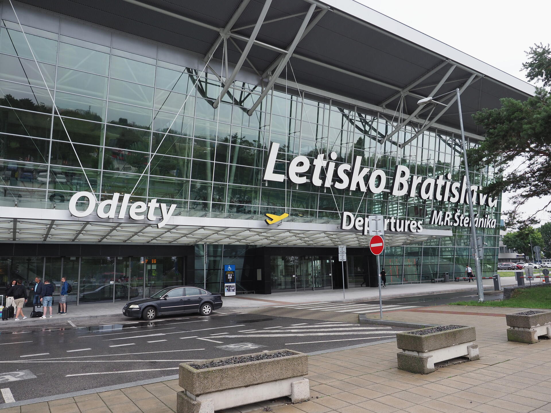 Průvodce parkováním na letišti Bratislava 